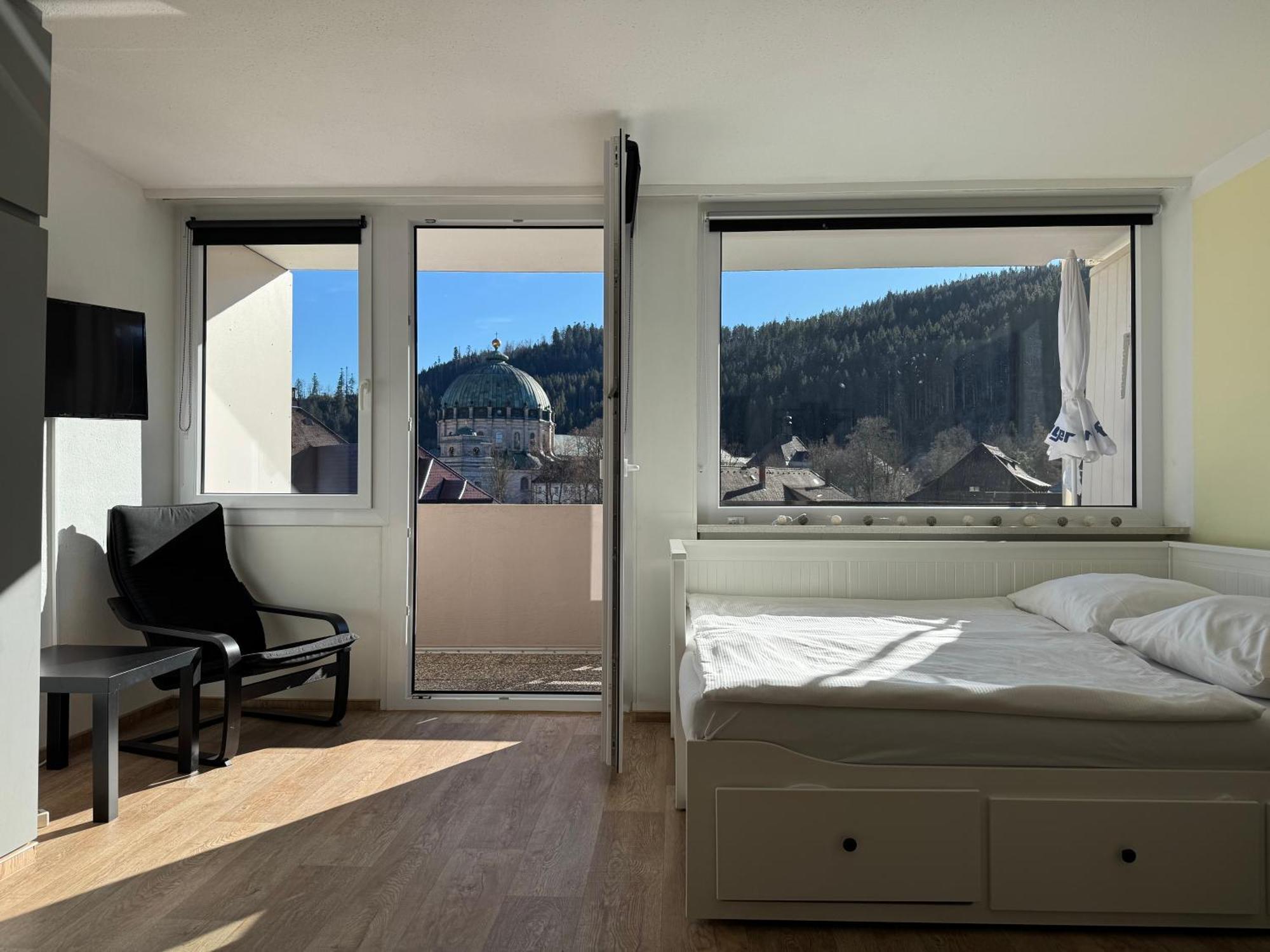 Domview Apartment St. Blasien Esterno foto